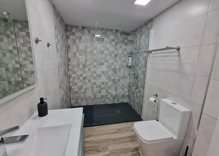Miyas 2, Primera Linea De Playa Apartamento